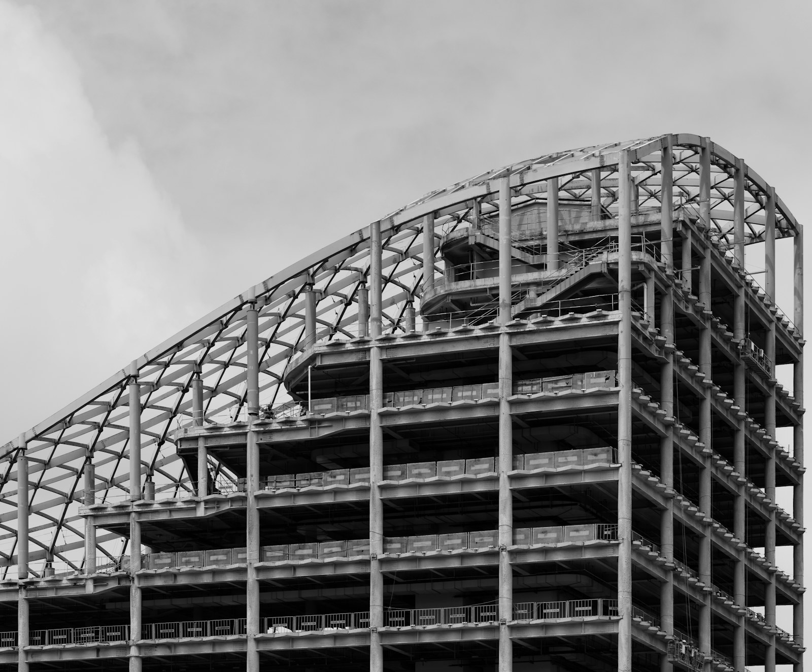 The geometry of a modern building under construction